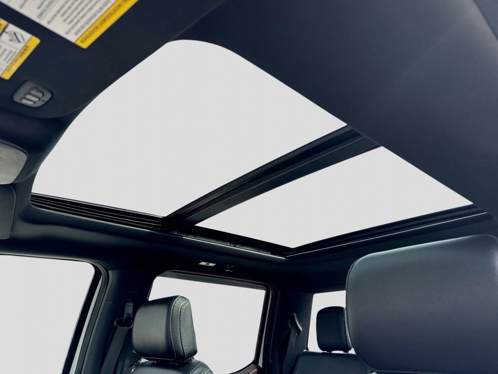 Certified 2023 Ford F150 Lariat w/ Equipment Group 502A High image 22