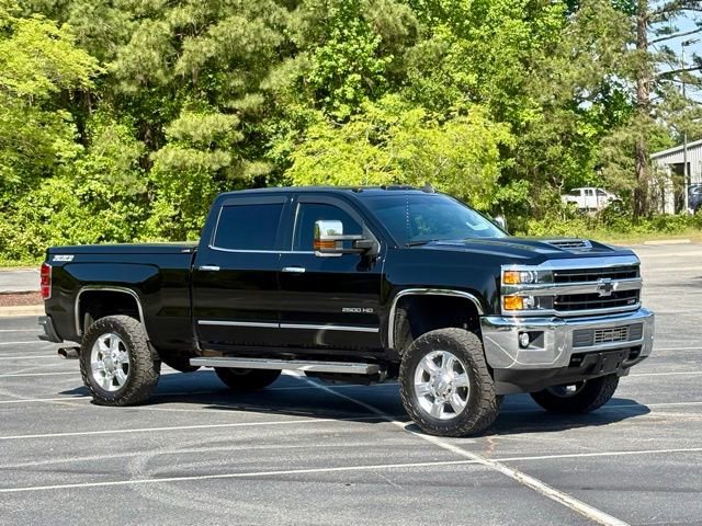 Used 2019 Chevrolet Silverado 2500 LTZ w/ Duramax Plus Package AWD/4WD image 10