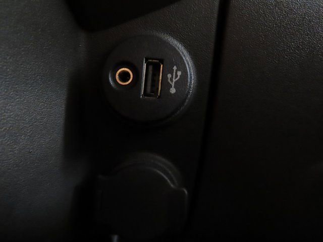 Used 2017 Nissan Frontier PRO-4X w/ Pro-4x Luxury Package image 25