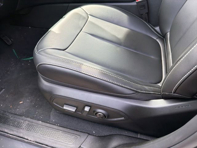 New 2026 Jeep Grand Cherokee Limited w/ Limited Altitude Package image 15