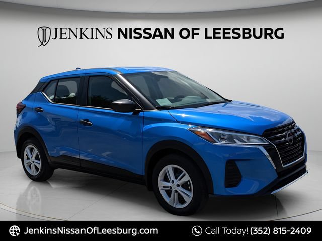 Certified 2025 Nissan Kicks Play S FWD image 1