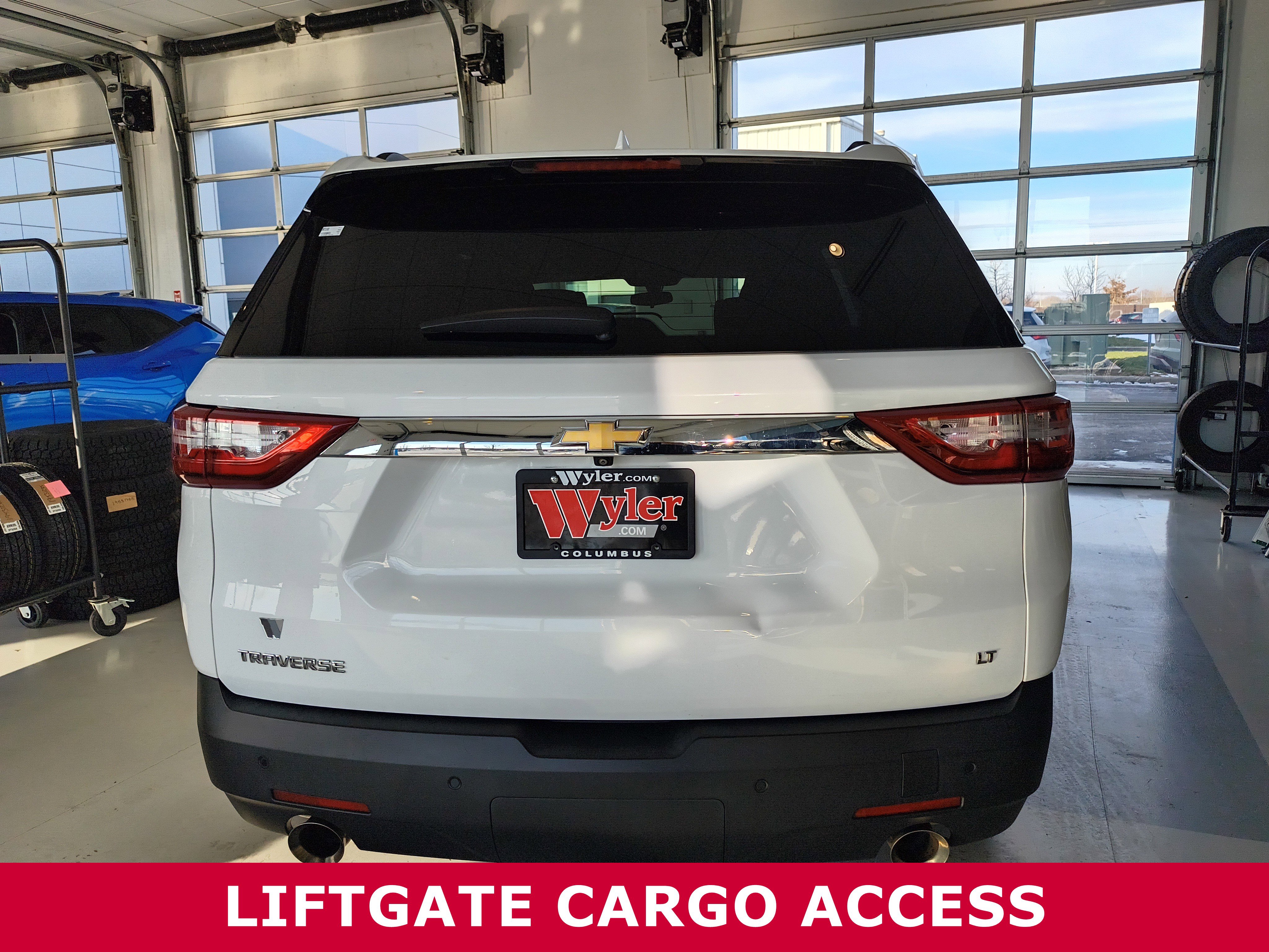 Used 2020 Chevrolet Traverse LT image 5