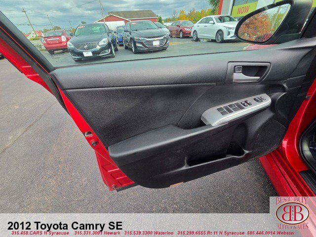 Used 2012 Toyota Camry SE w/ Protection Pkg FWD image 9