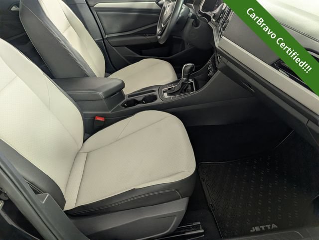 Used 2019 Volkswagen Jetta R-Line FWD image 30