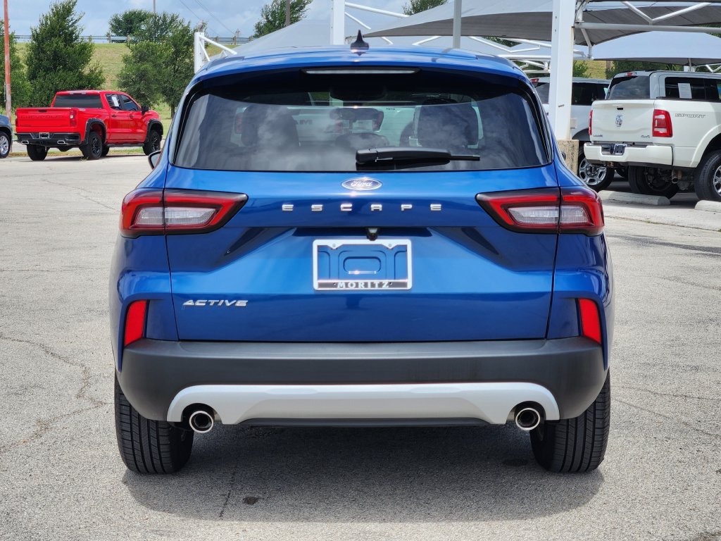 Used 2023 Ford Escape Active w/ Cold Weather Package FWD image 7
