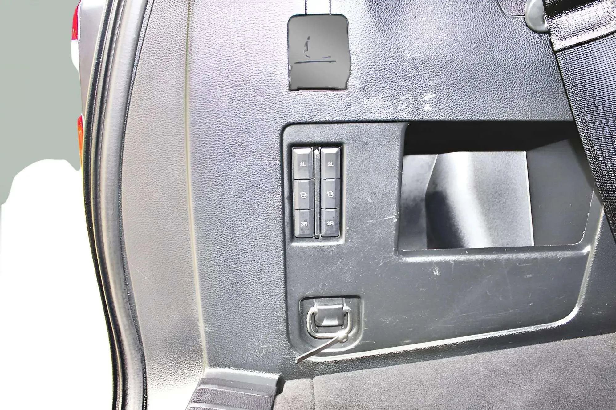 Used 2021 Ford Expedition XLT image 35