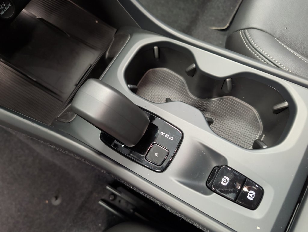 New 2026 Volvo XC40 B5 Core w/ Climate Package AWD/4WD image 29