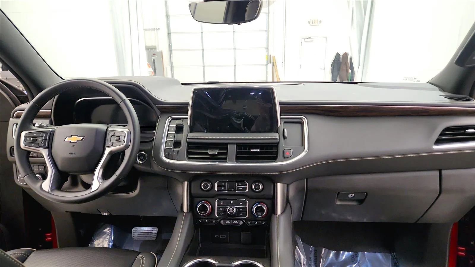 Used 2024 Chevrolet Tahoe Premier image 27