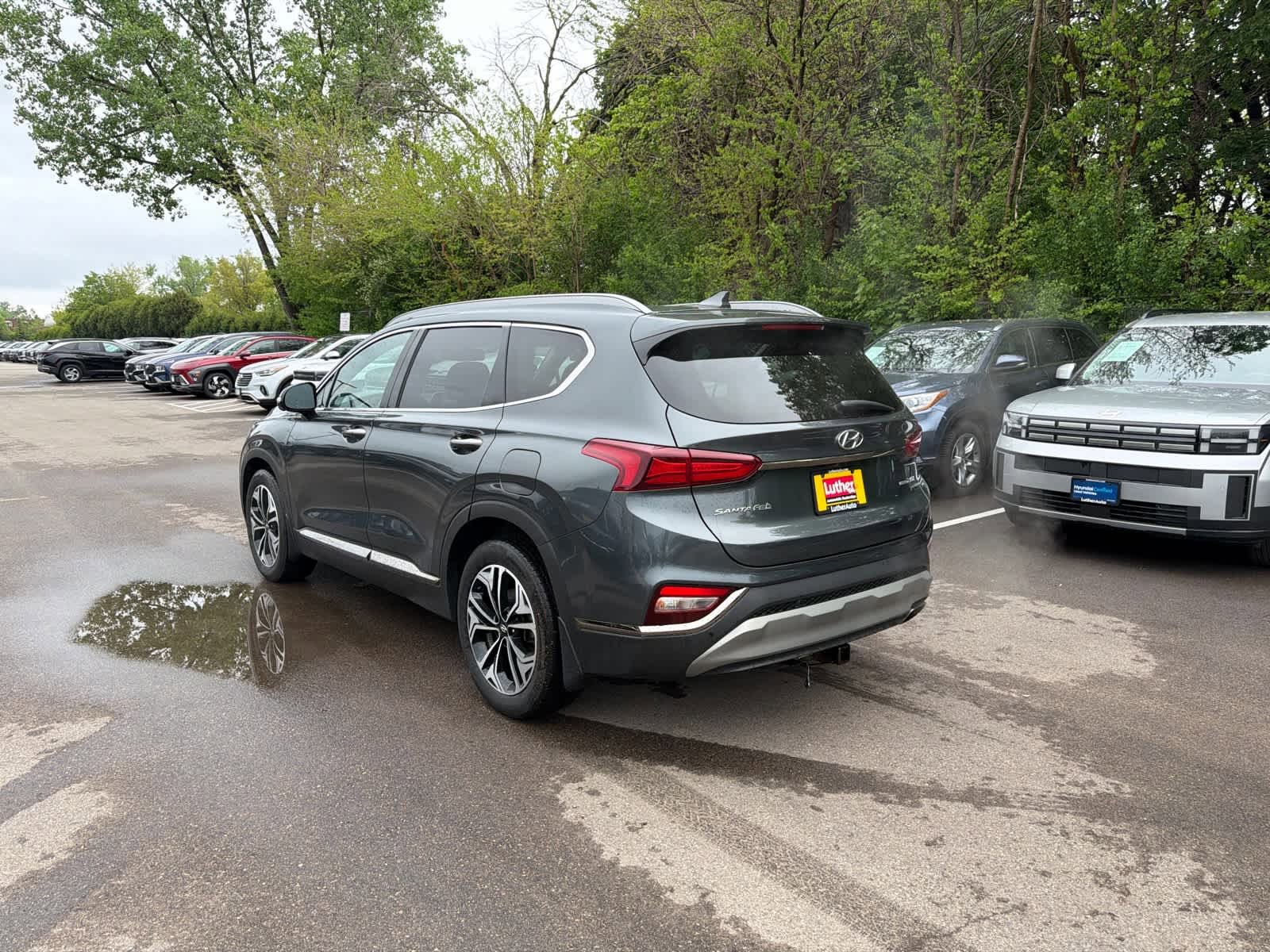 Used 2020 Hyundai Santa Fe Limited AWD/4WD image 3