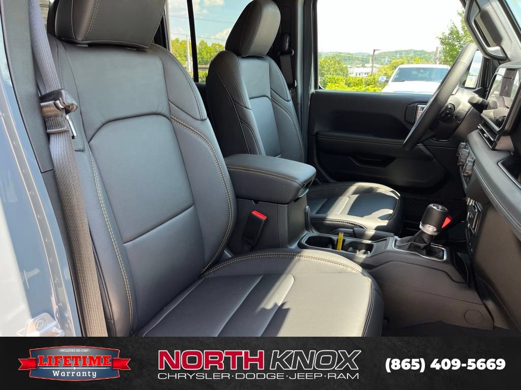 New 2026 Jeep Gladiator Sport AWD/4WD image 29