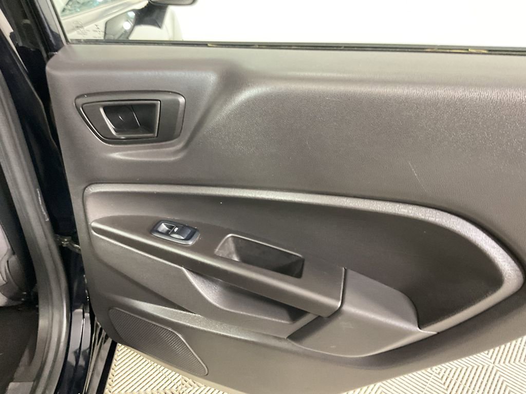 Used 2017 Ford Fiesta SE w/ Equipment Group 201A image 21