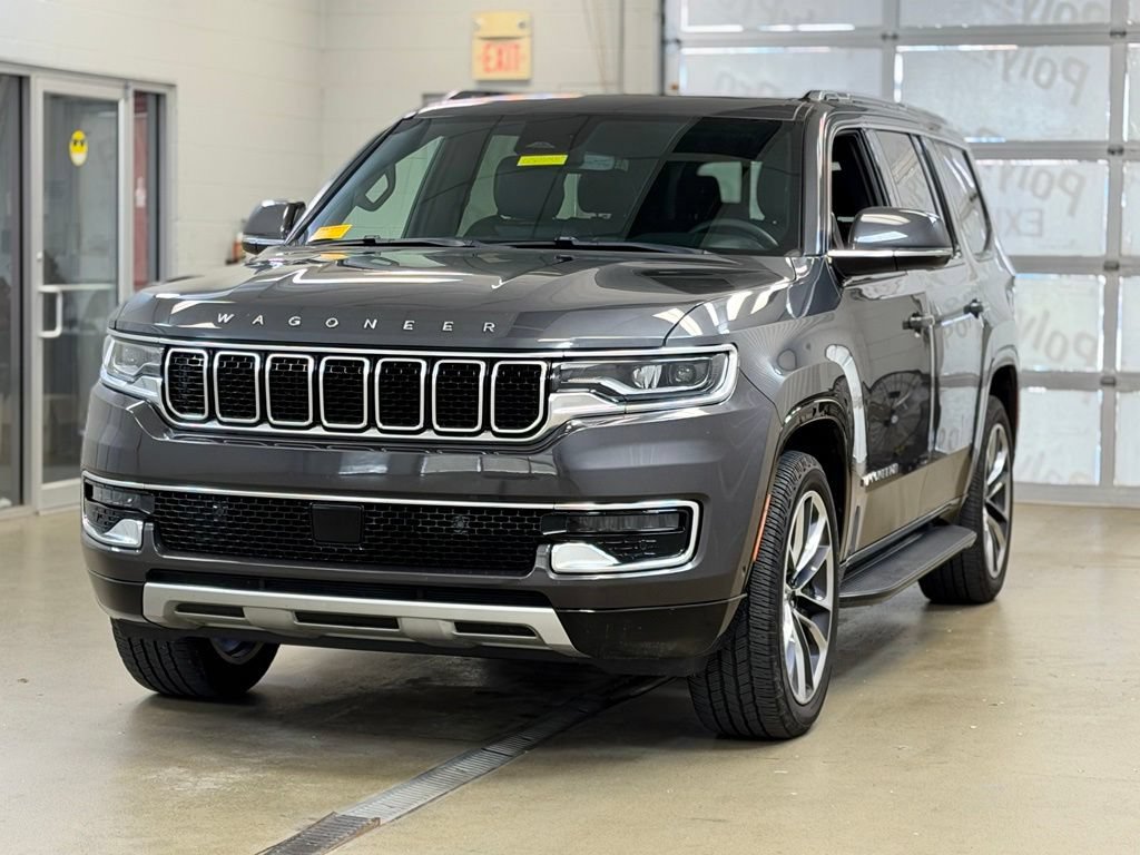 Used 2022 Jeep Wagoneer Series II w/ Premium Group I AWD/4WD image 3