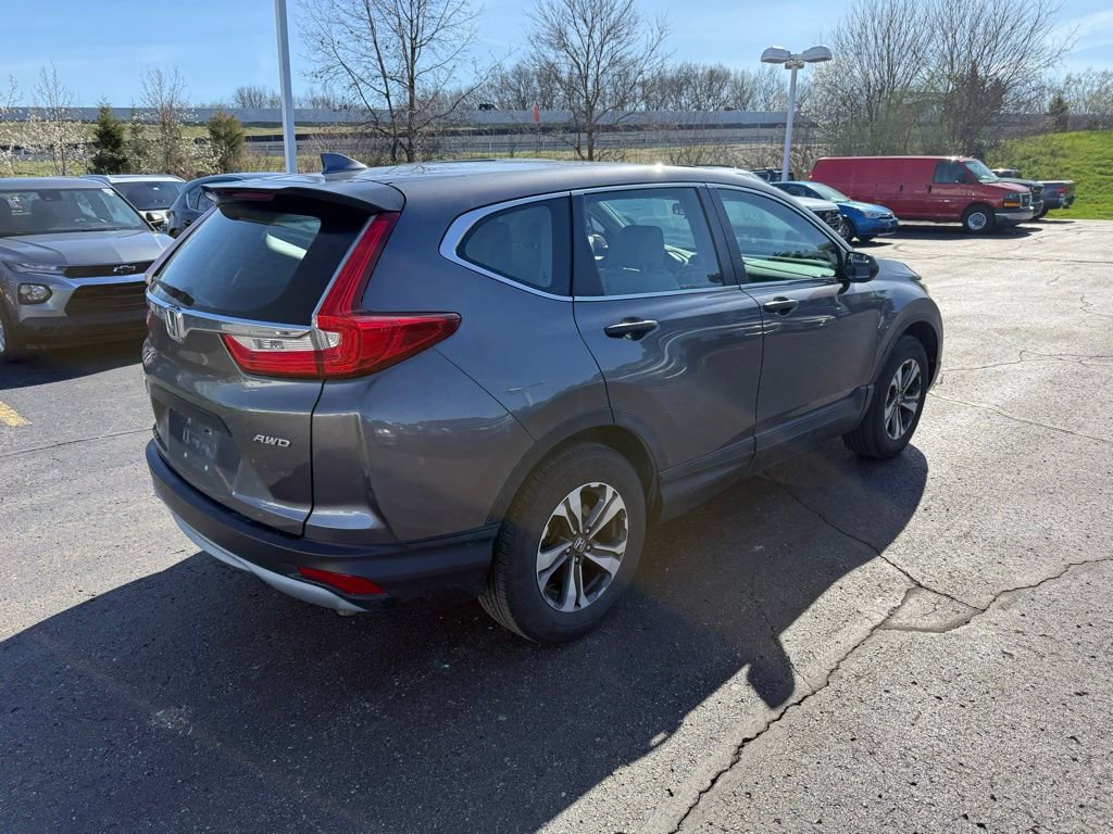 Used 2017 Honda CR-V LX image 3