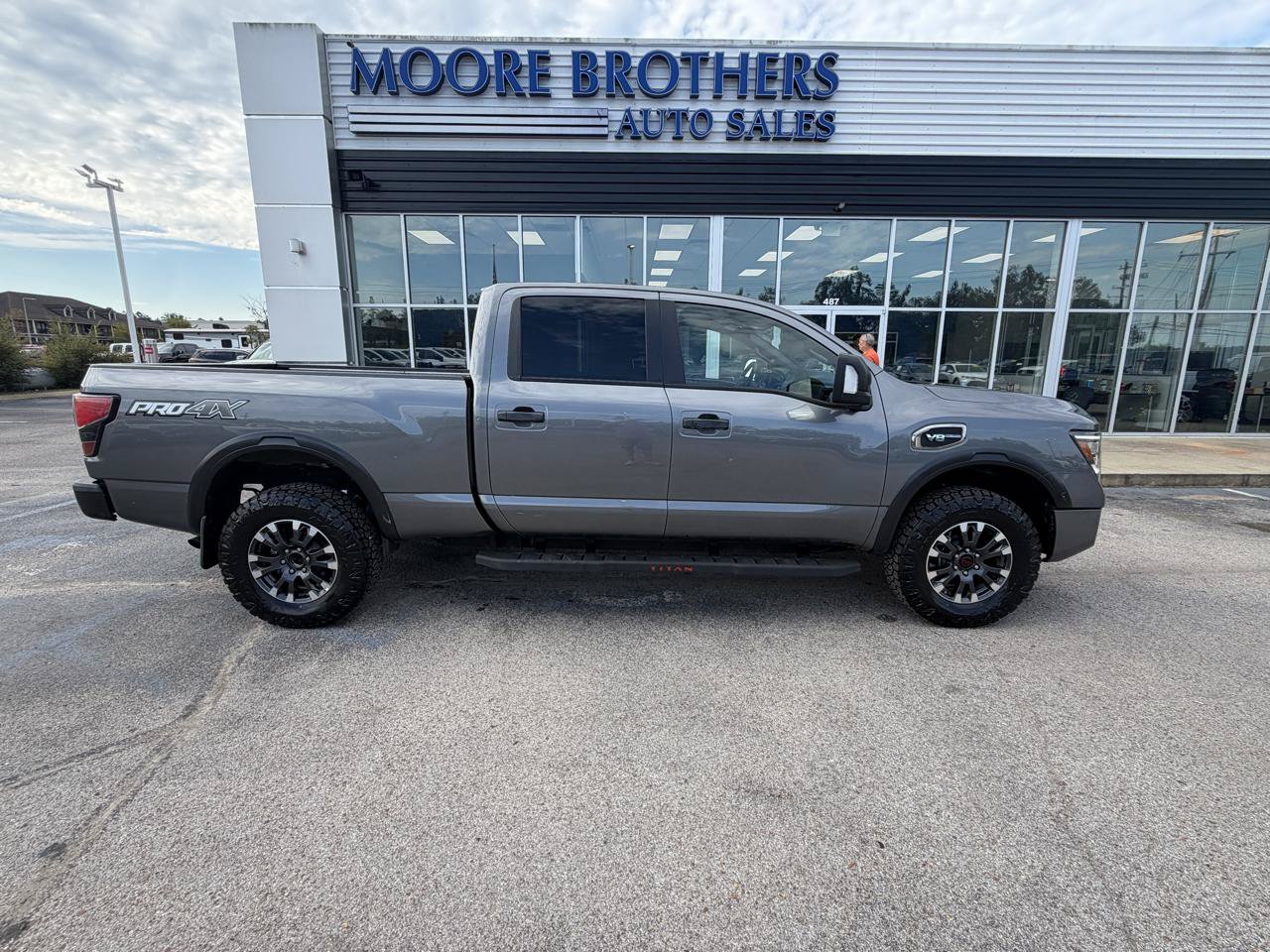 Used 2023 Nissan Titan PRO-4X w/ Pro-4x Convenience Package