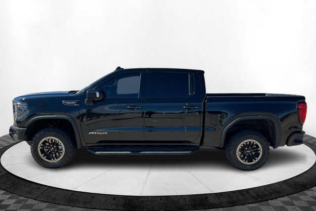 Used 2024 GMC Sierra 1500 AT4X image 2
