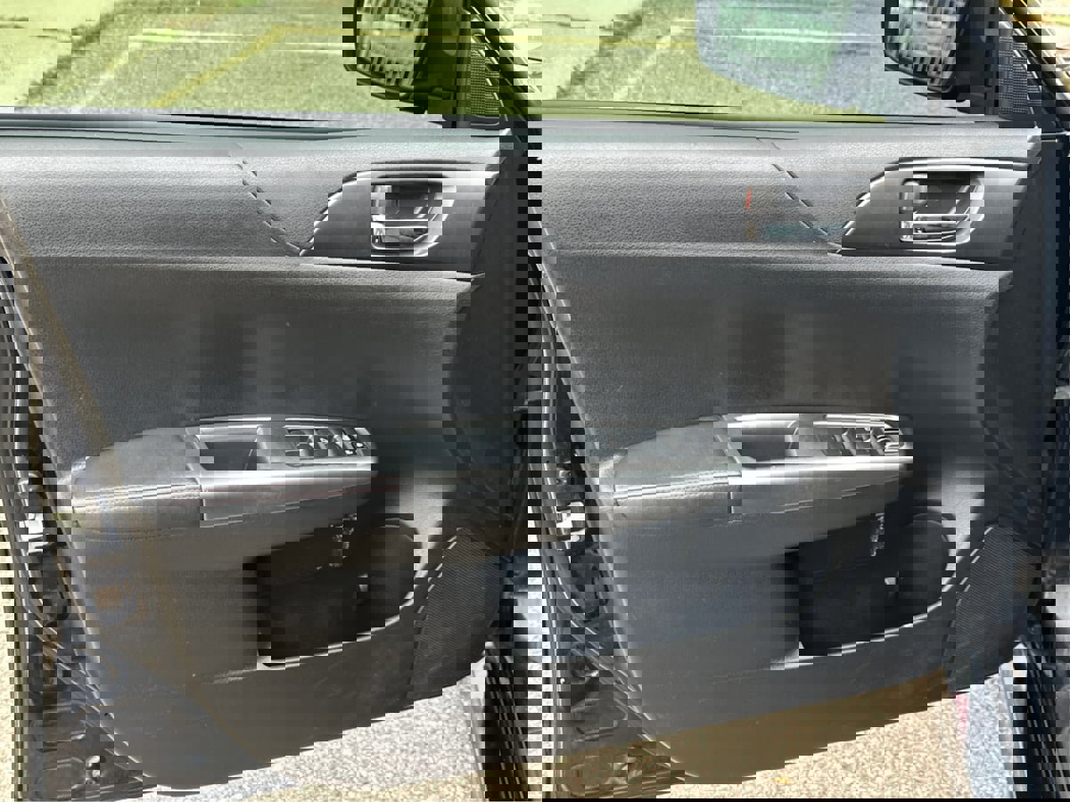 Used 2014 Subaru Impreza WRX Limited image 15