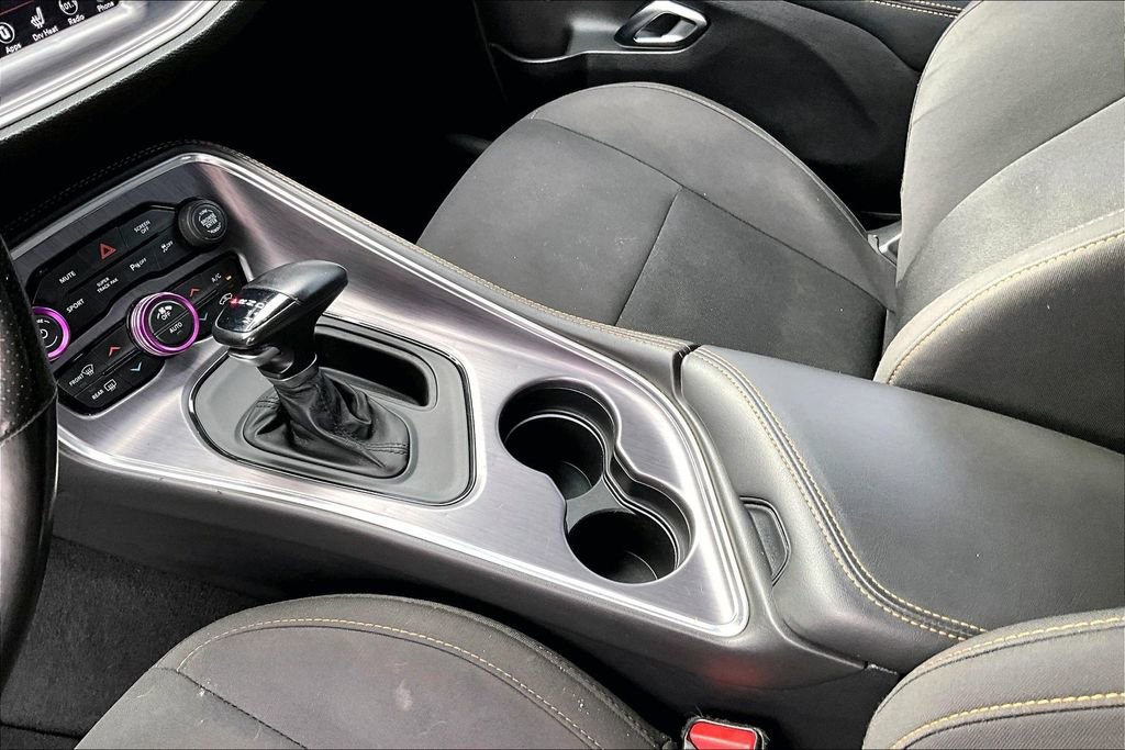 Used 2019 Dodge Challenger R/T w/ Stars & Stripes Edition RWD image 15
