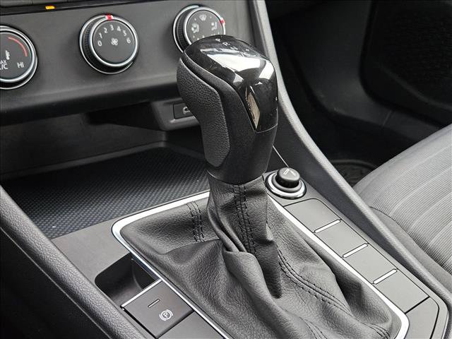 Used 2022 Volkswagen Jetta S FWD image 13
