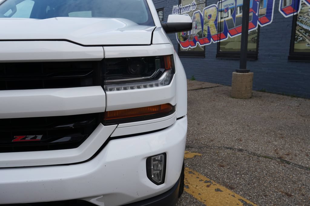 Used 2019 Chevrolet Silverado 1500 LT w/ All Star Edition AWD/4WD image 3