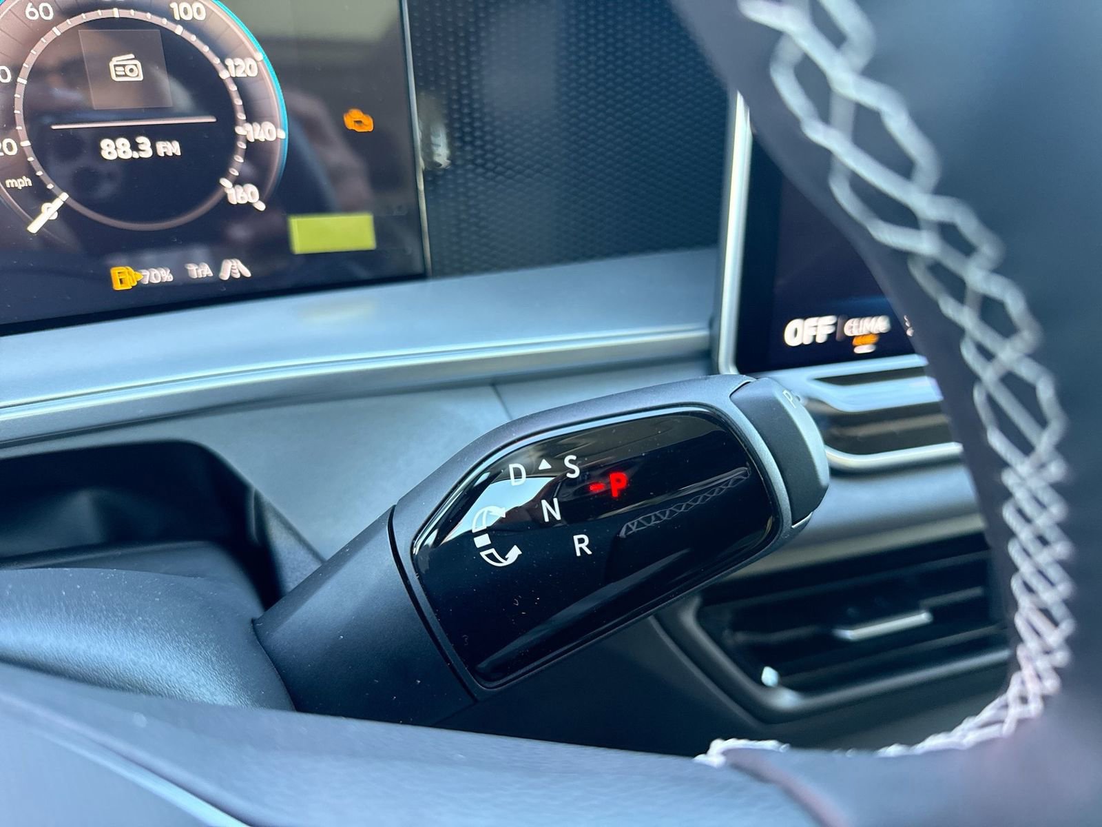 New 2026 Volkswagen Tiguan SE image 19