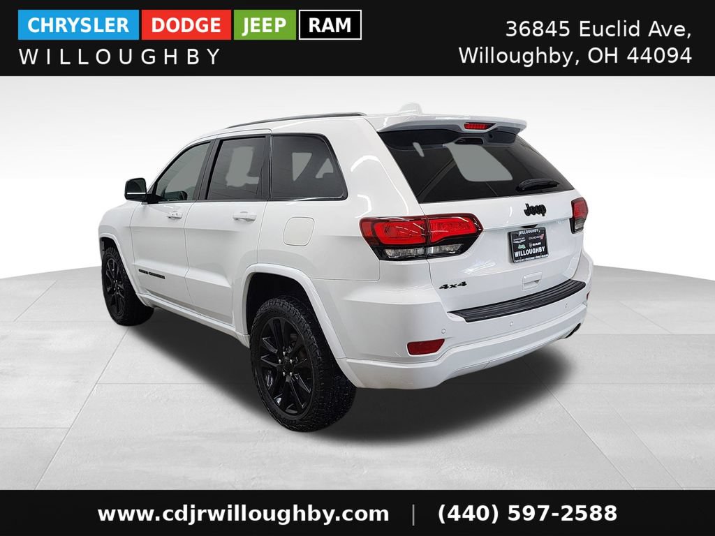 Used 2021 Jeep Grand Cherokee Laredo X AWD/4WD image 7