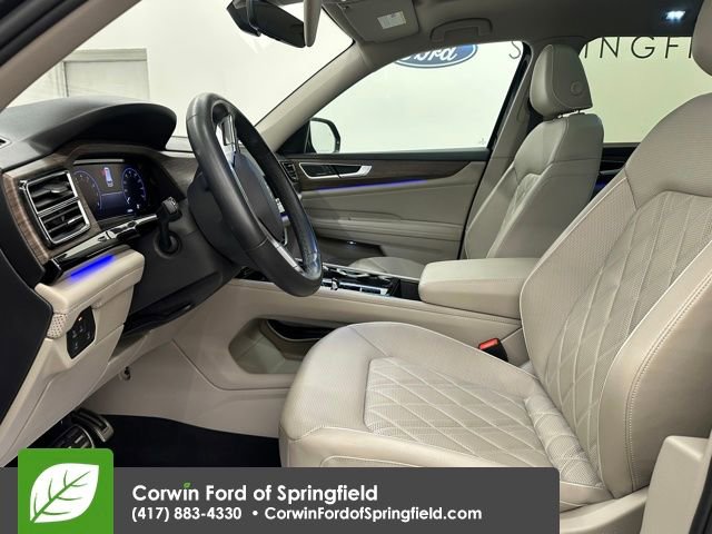 Used 2024 Volkswagen Atlas SEL Premium R-Line image 22