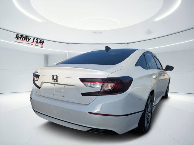 Used 2018 Honda Accord EX image 3