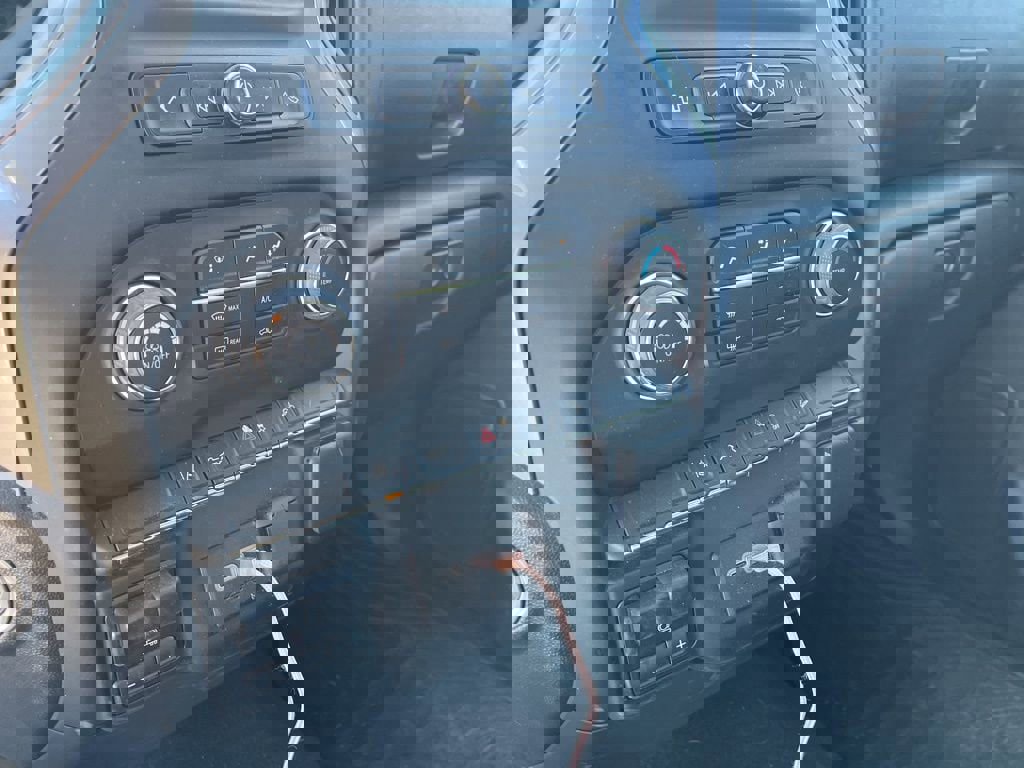 Certified 2024 Chevrolet Silverado 2500 Custom w/ Custom Convenience Package AWD/4WD image 14