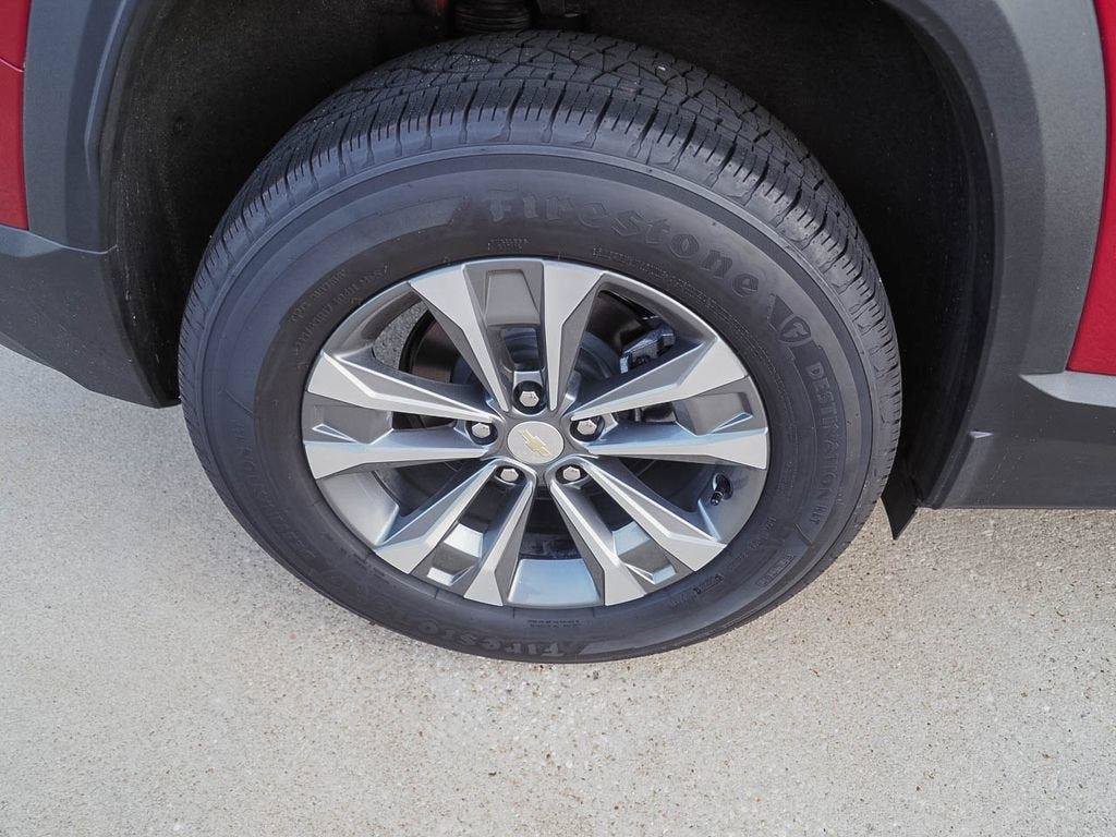 Certified 2026 Chevrolet Equinox LT FWD image 33