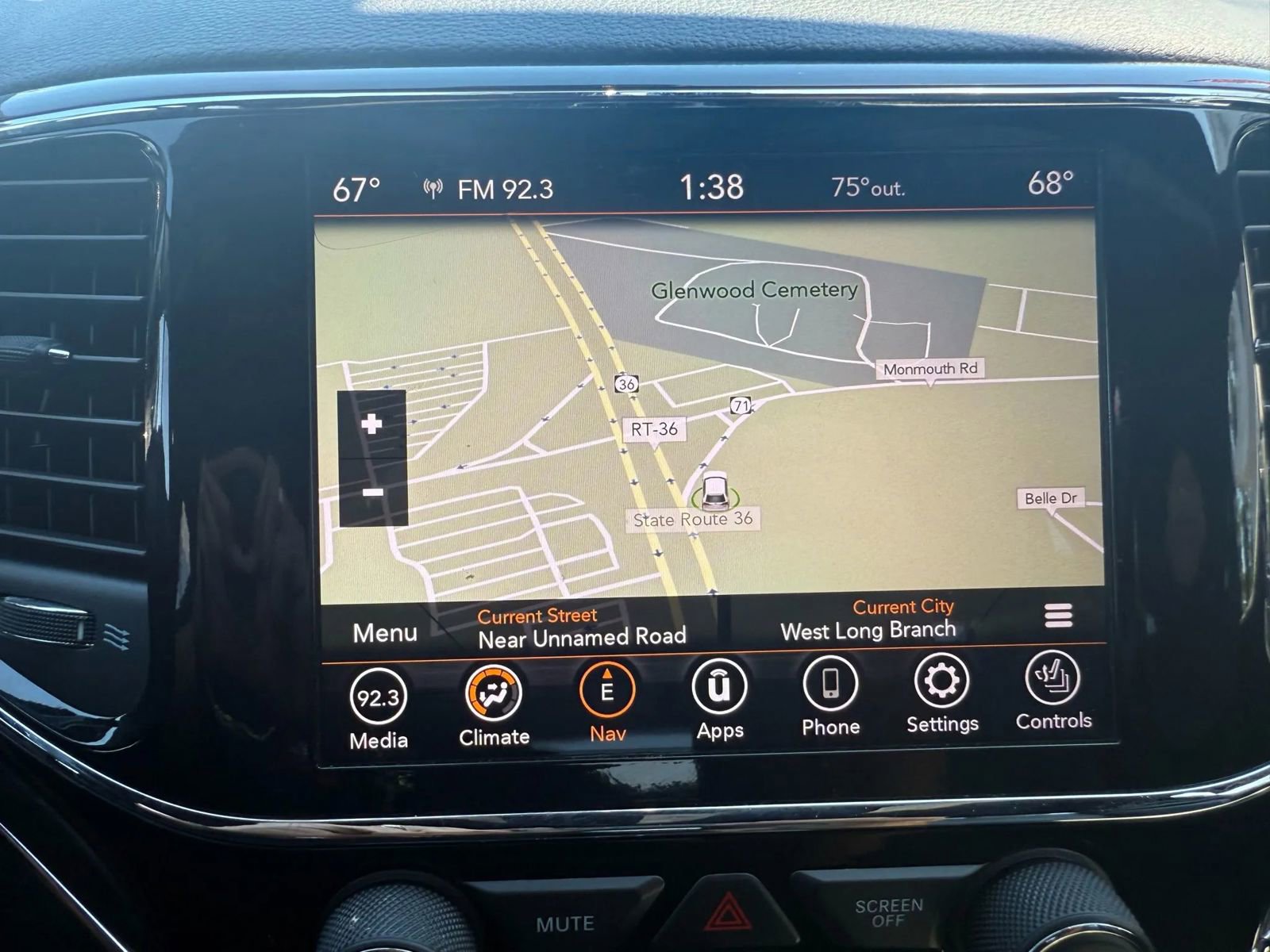 Used 2020 Jeep Grand Cherokee Limited image 20