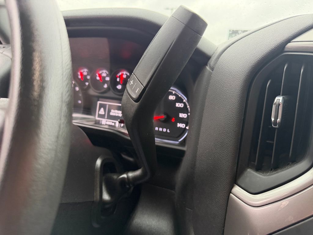 Used 2023 Chevrolet Silverado 1500 Custom image 23