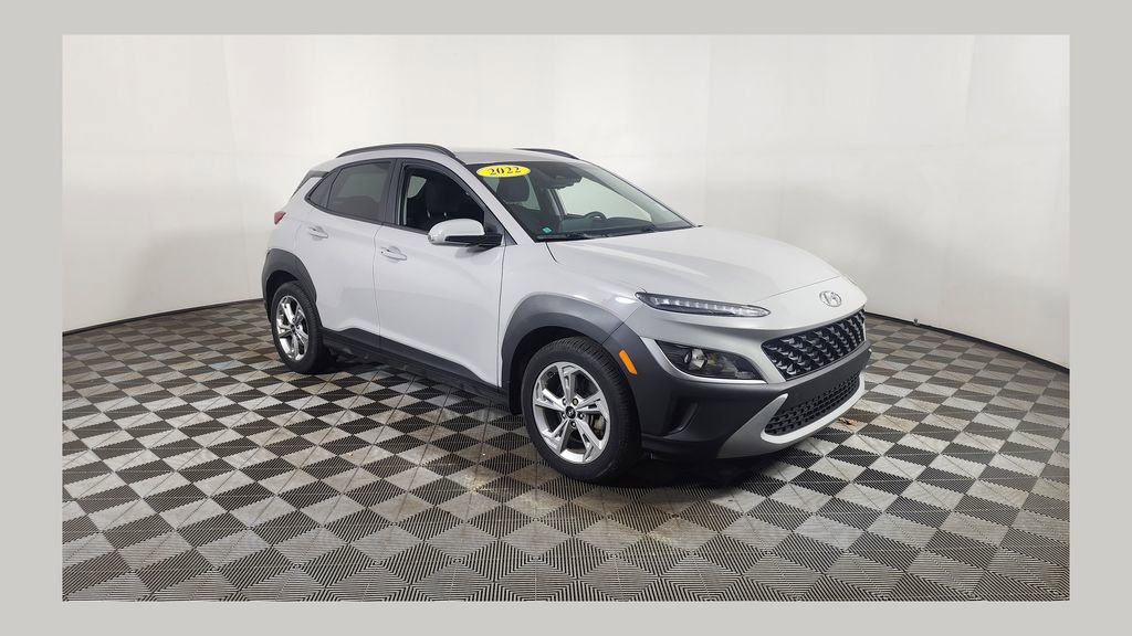 Used 2022 Hyundai Kona SEL image 1