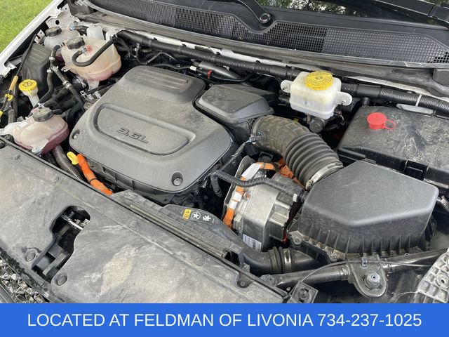 Used 2024 Chrysler Pacifica Limited FWD image 29