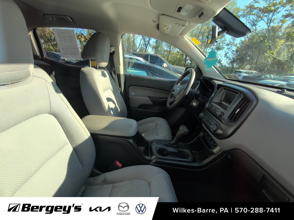 Used 2017 Chevrolet Colorado W/T w/ WT Convenience Package RWD image 8