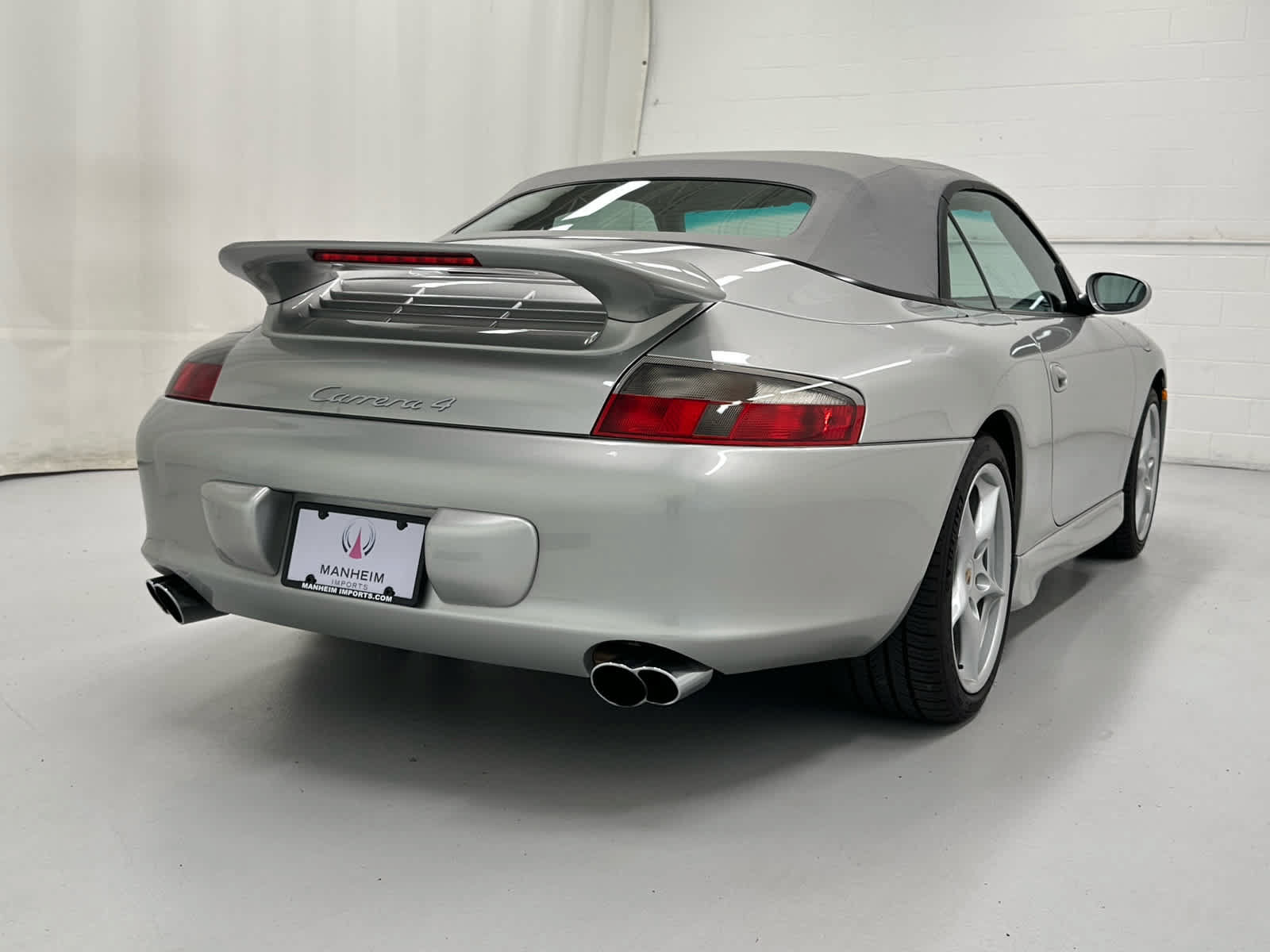 Used 2003 Porsche 911 Carrera 4 AWD/4WD image 14