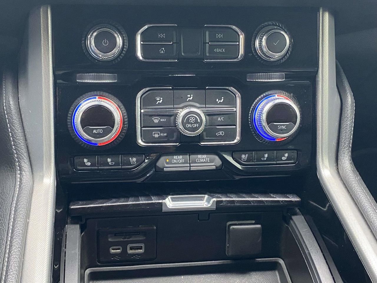 Used 2021 GMC Yukon XL Denali w/ Denali Ultimate Package image 31