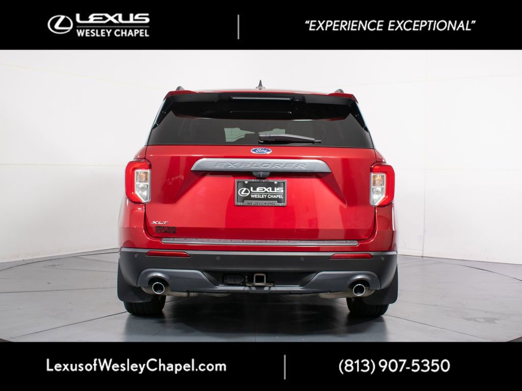 Used 2021 Ford Explorer XLT w/ Equipment Group 202A RWD image 7