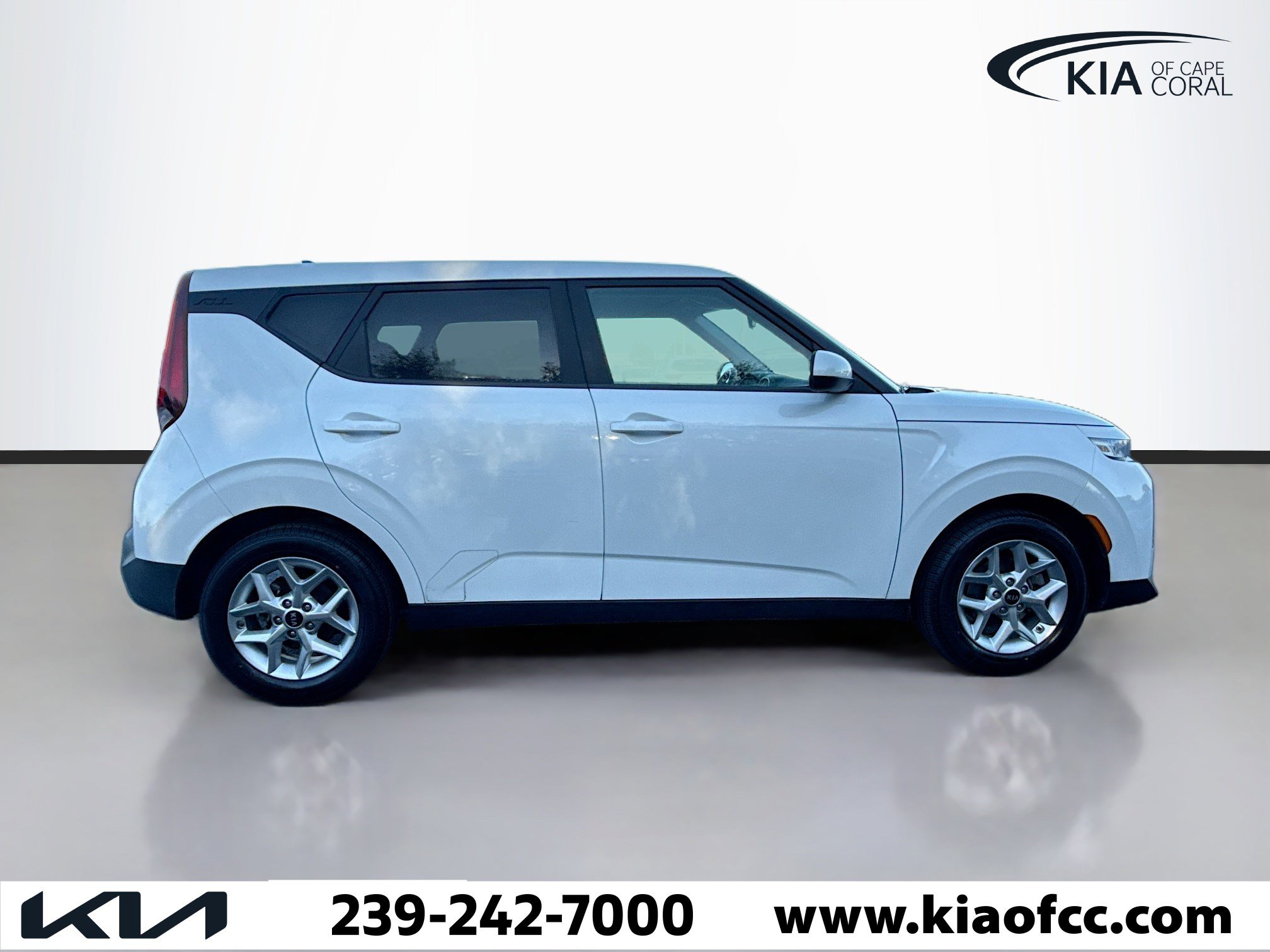 Used 2021 Kia Soul S image 6