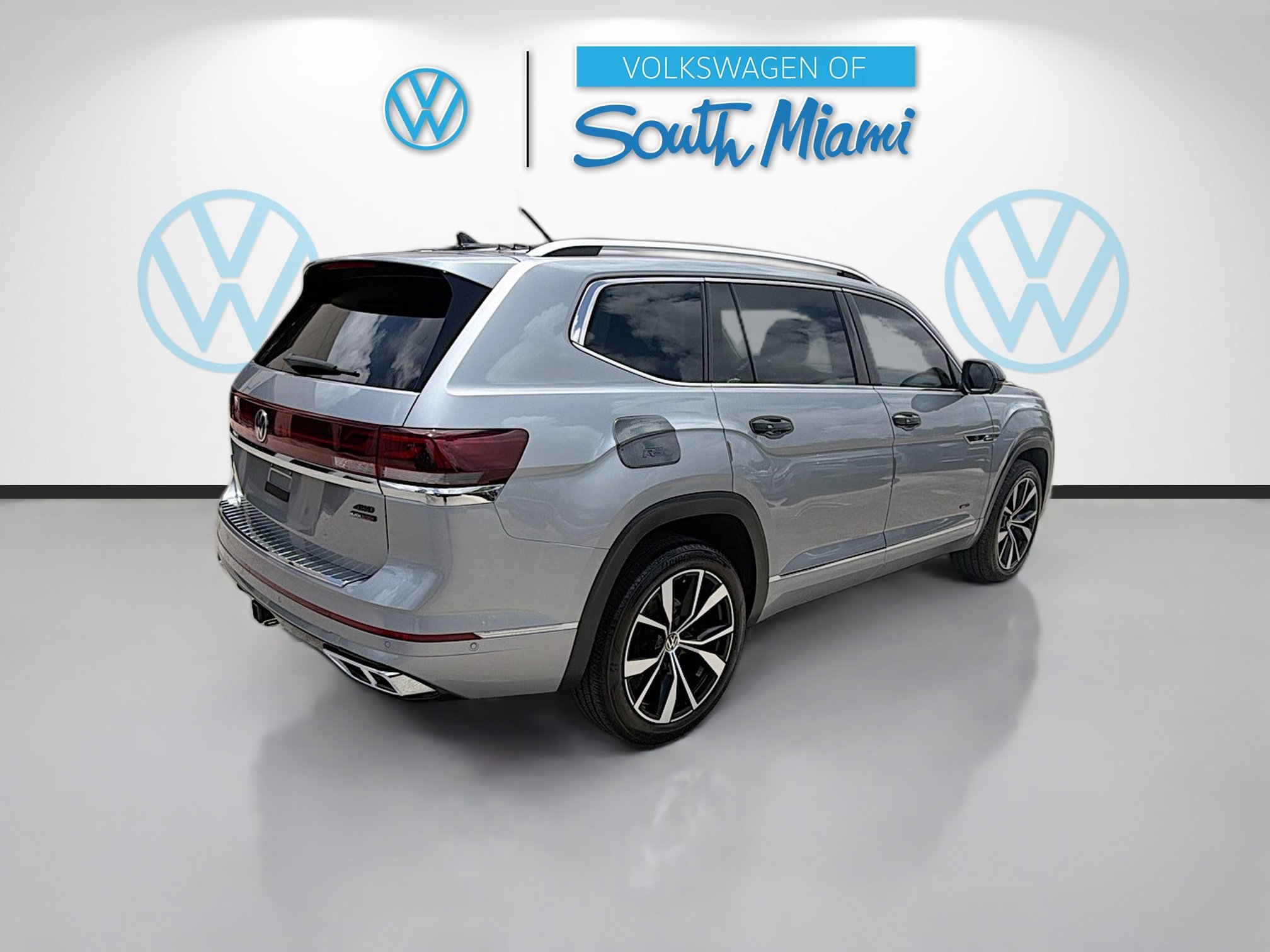 Used 2025 Volkswagen Atlas SEL Premium R-Line AWD/4WD image 7