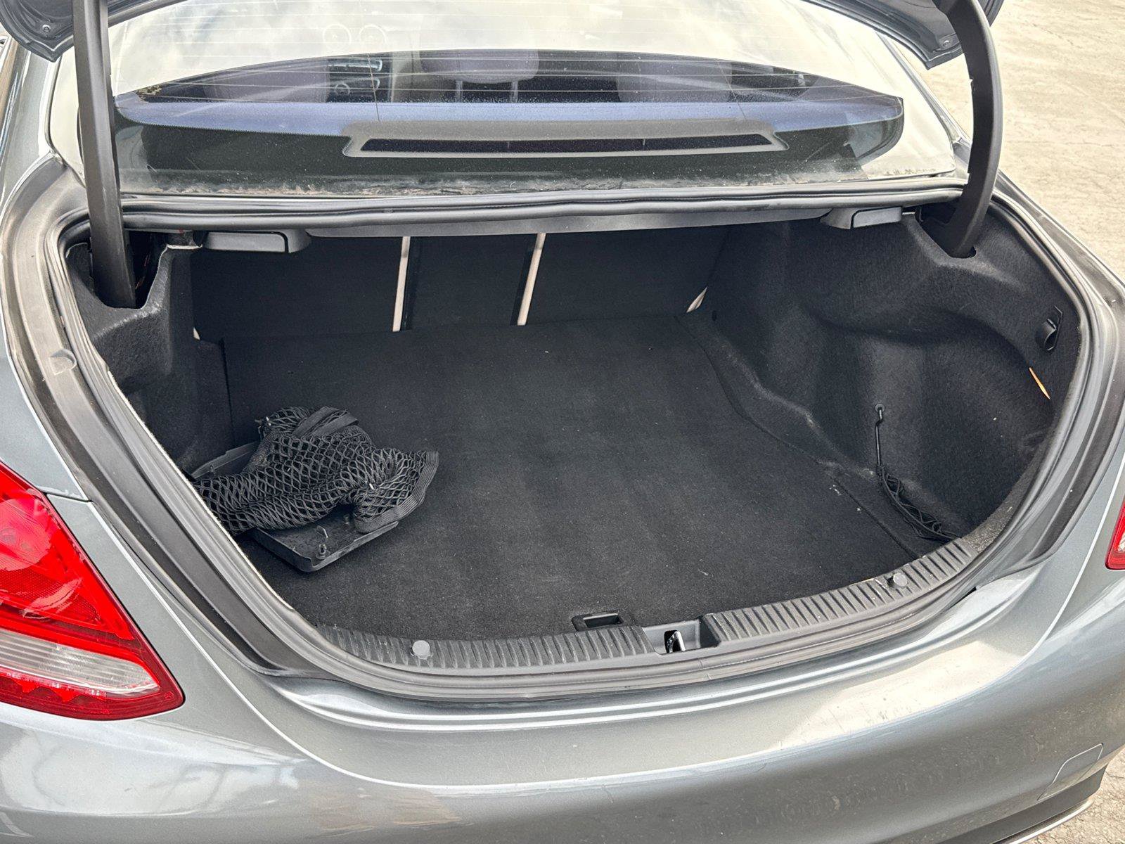 Used 2017 Mercedes-Benz C 300 Sedan image 11