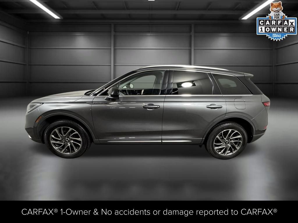 Used 2022 Lincoln Corsair AWD w/ Equipment Group 101A image 4