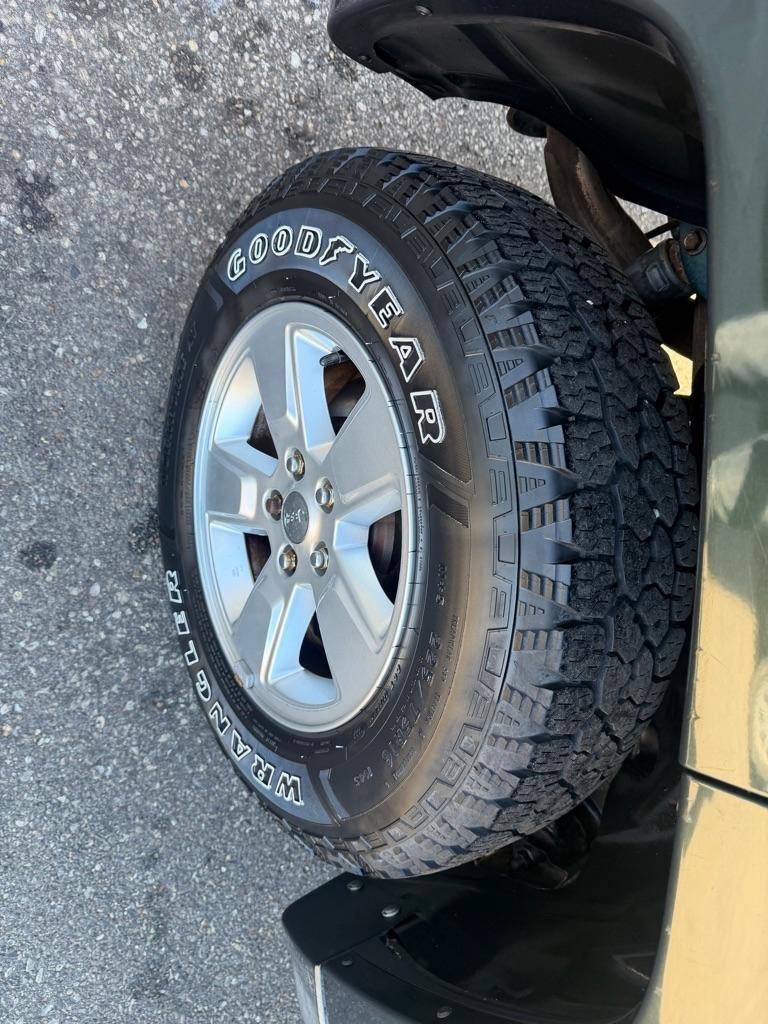 Used 2011 Jeep Liberty Sport w/ Popular Equipment Group AWD/4WD image 7
