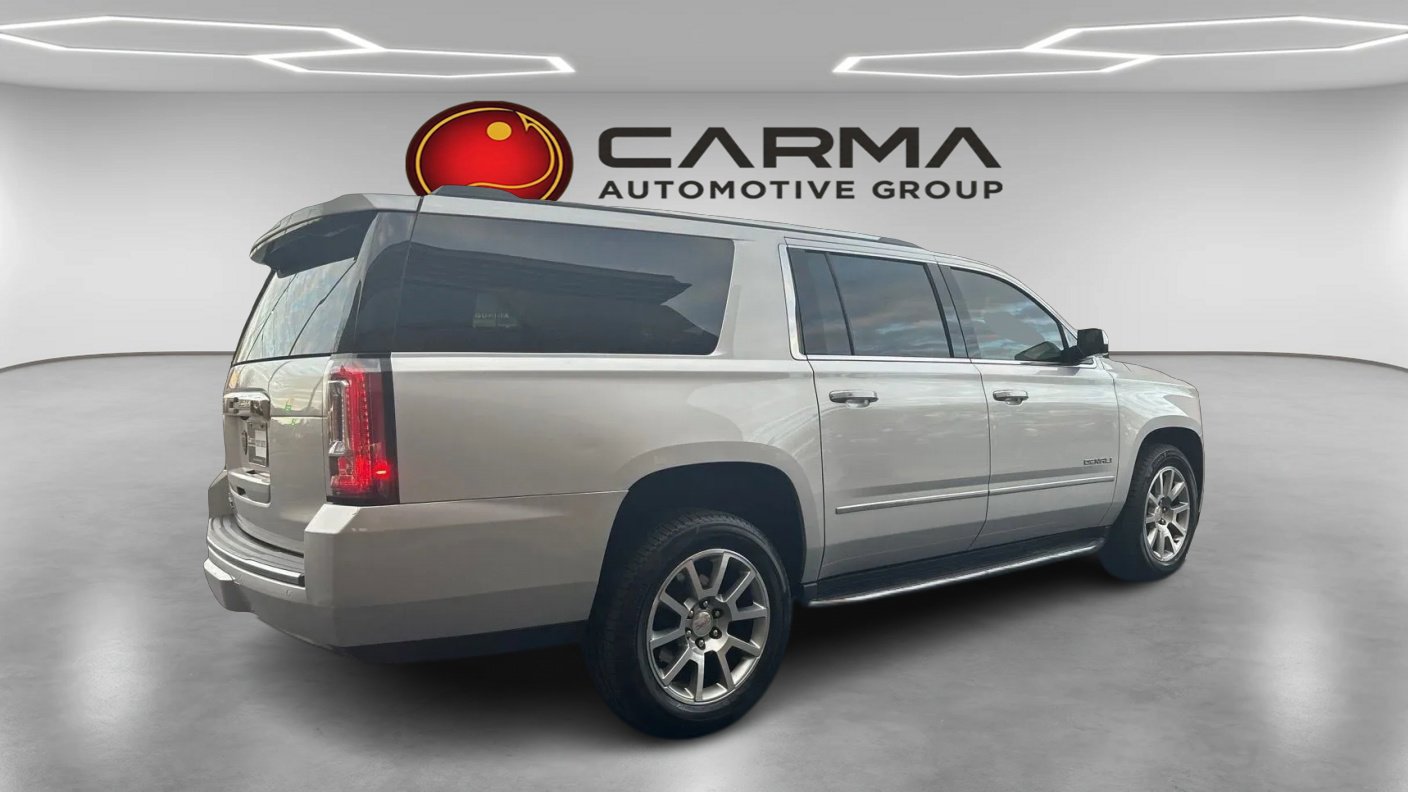 Used 2020 GMC Yukon XL Denali image 5