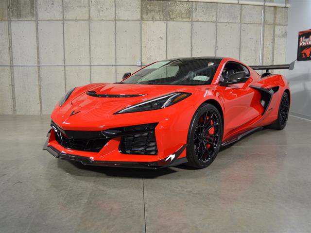New 2026 Chevrolet Corvette ZR1 w/ ZR1 Carbon Fiber Aero Package image 5