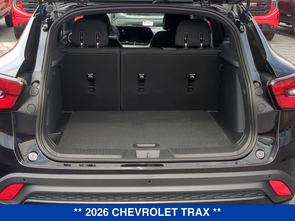 New 2026 Chevrolet Trax RS w/ Sunroof Package image 5