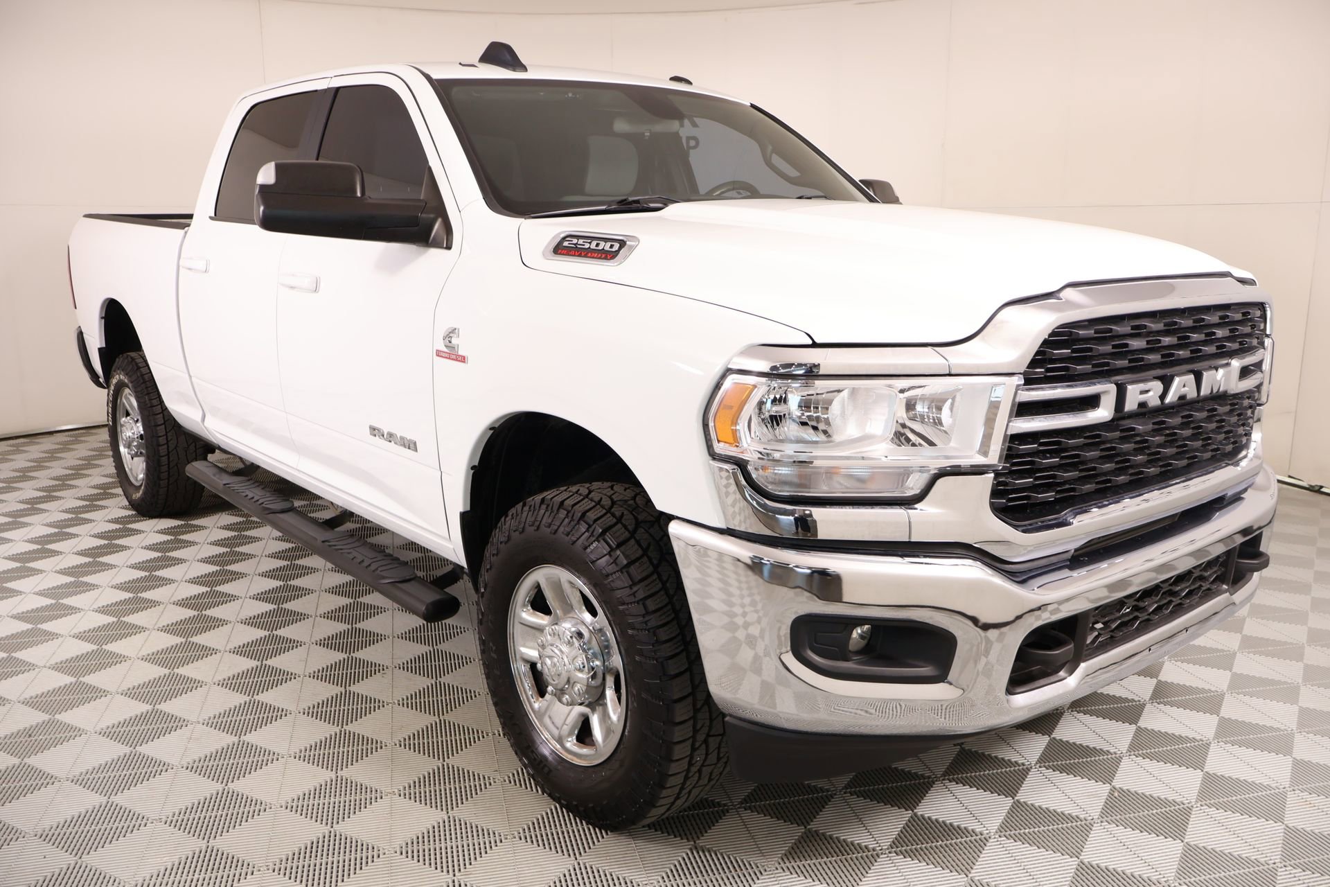 Used 2022 RAM 2500 Big Horn w/ Cold Weather Group AWD/4WD image 1