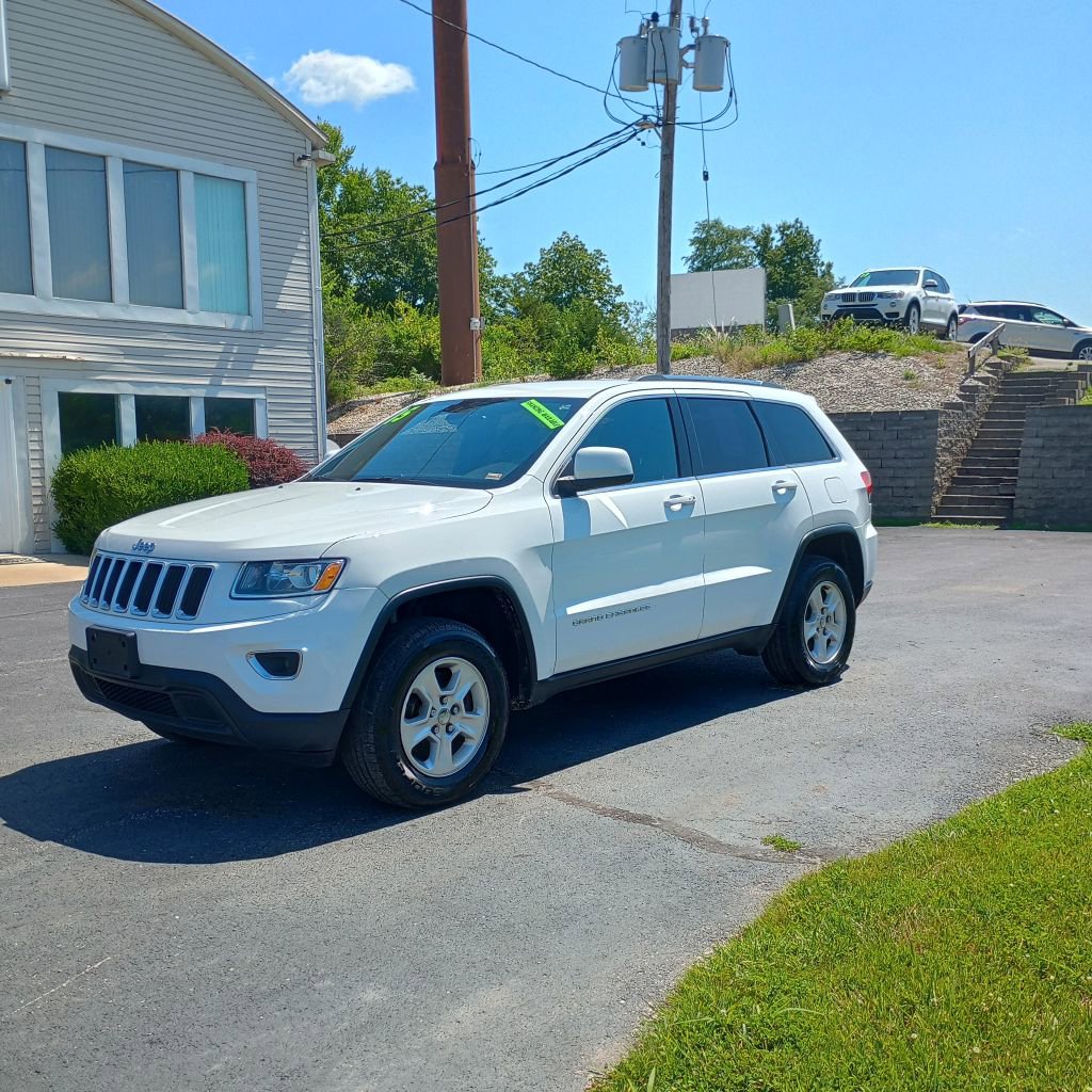 Used 2015 Jeep Grand Cherokee Laredo w/ Quick Order Package 23E