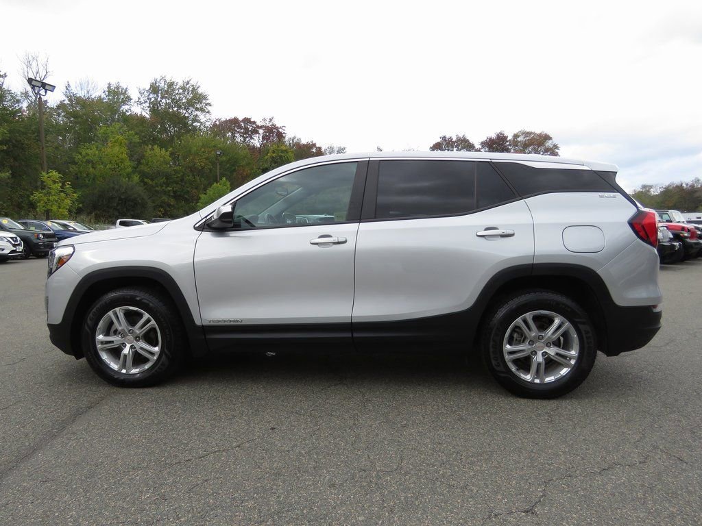 Used 2021 GMC Terrain SLE image 9