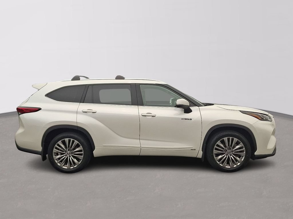 Used 2021 Toyota Highlander Platinum AWD/4WD image 7