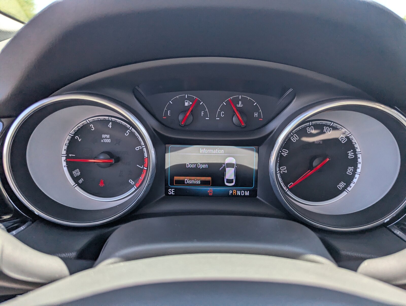 Used 2018 Buick Regal Essence image 29